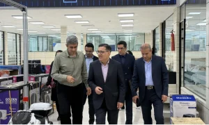 معاون تحقیقات و فناوری دانشگاه علوم پزشکی بوشهر در بازدید از شرکت نیرو گستر لیان بر تقویت ارتباط و تعاملات فناورانه و صنعتی تأکید کرد